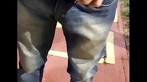 Novinho saiu bring to an end trabalho foi para o ponto de ônibus e encontrou uma puta pra aliviar a tensão ( completo no red)