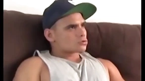 Tuvo que pagarle al mecanico con sexo y le dio durisimo