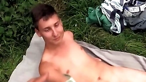 He finds a cute dude genuinely defoliate sunbathing & asks if he is willing to do dirty thing with him - bigstr