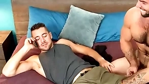 Puristic stud breeds jock apropos missionary before riding for cum