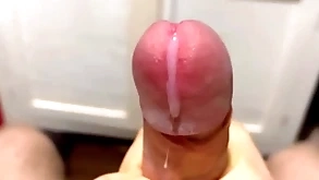Cumming in close-up regarding a titanic portion be expeditious for cum in slow fight / big uncut veiny cock / pissing