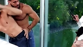 Bisexual anal dudes roger milf in pussy in threesome