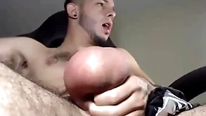 Camslut with chubby balls